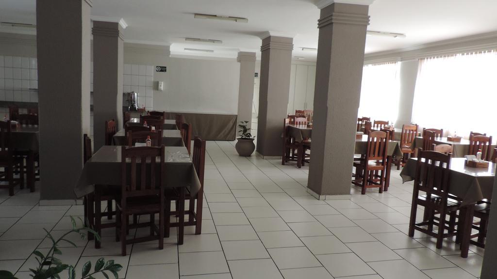 Presidente Hotel Passos Exterior foto